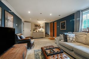 Sitting room- click for photo gallery